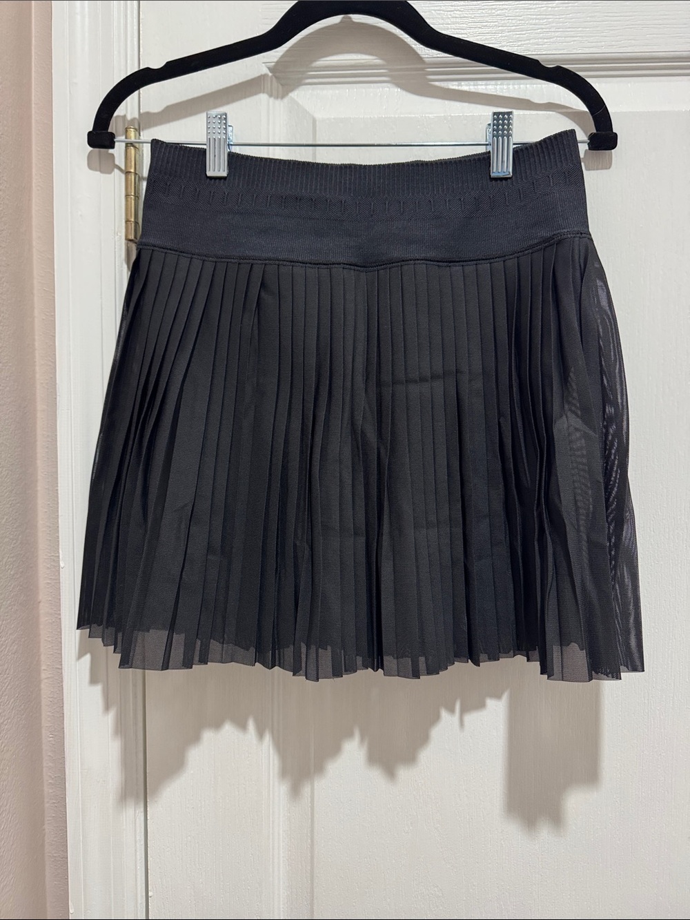 HALARA Black Pleated A-Line Tennis Skirt
